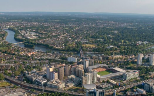 Kew Bridge Rise – The Hill Group